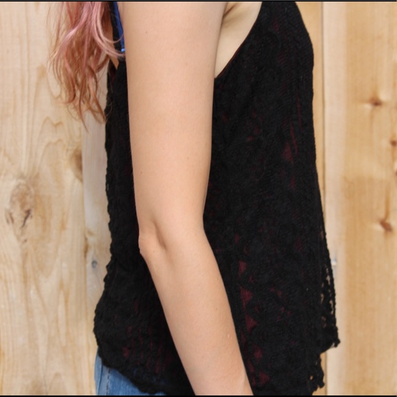 Y2K Black + Maroon Lace Tank 🐙 - Picture 5 of 9